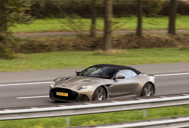 Aston Martin DBS Superleggera Volante