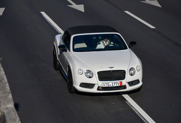Bentley Continental GTC V8