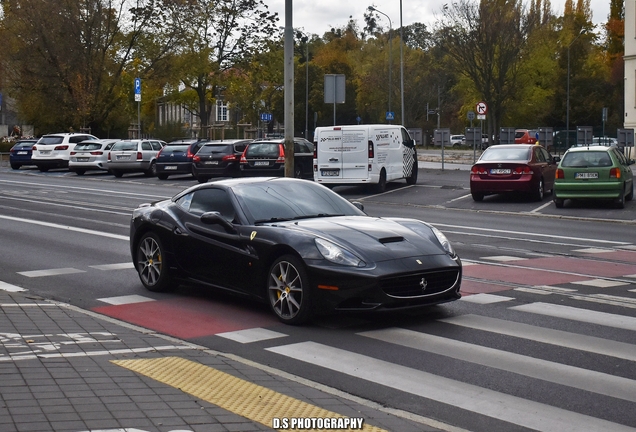 Ferrari California