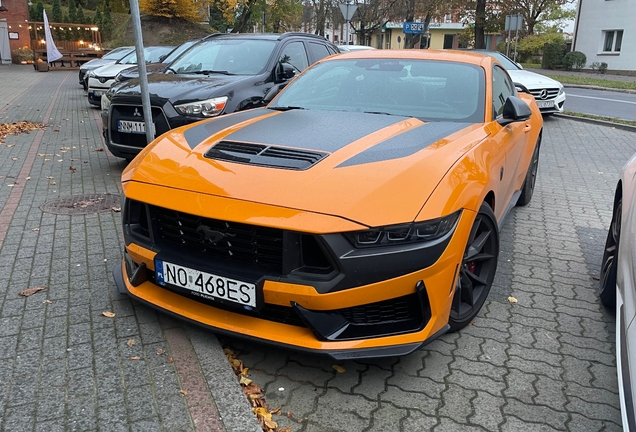 Ford Mustang Dark Horse 2024
