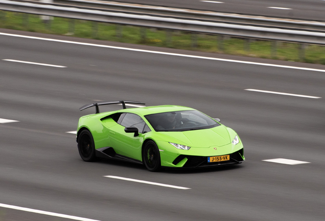 Lamborghini Huracán LP640-4 Performante
