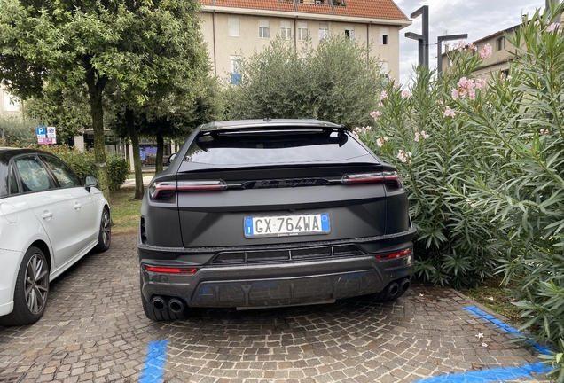 Lamborghini Urus Performante