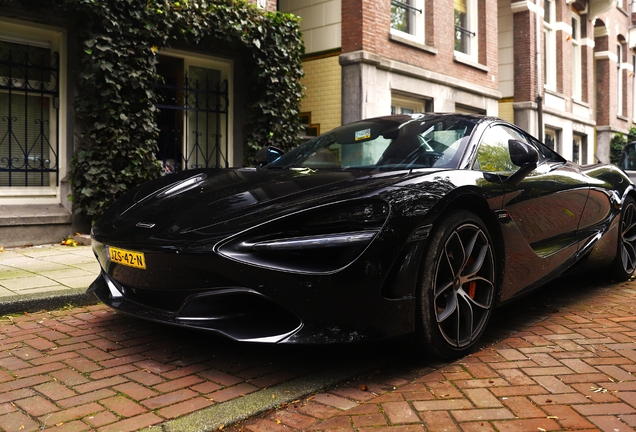 McLaren 720S Spider