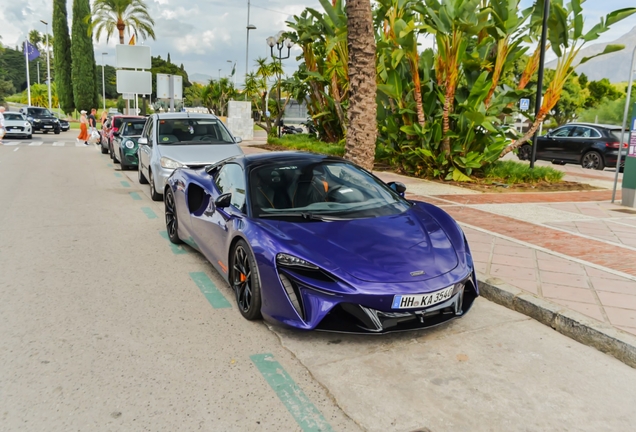 McLaren Artura Spider