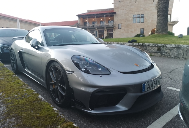 Porsche 718 Cayman GT4