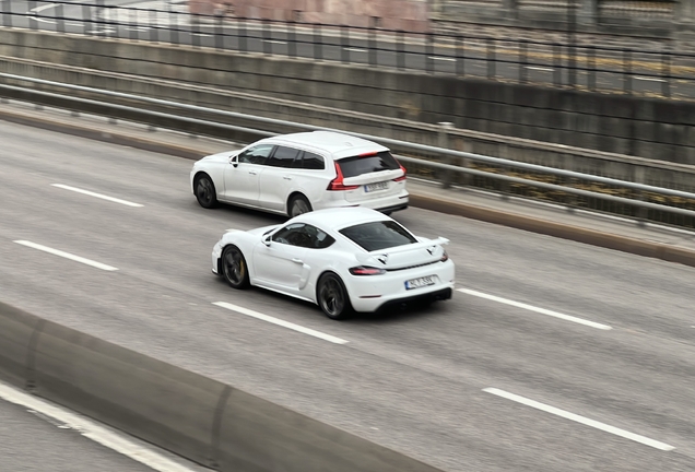Porsche 718 Cayman GT4