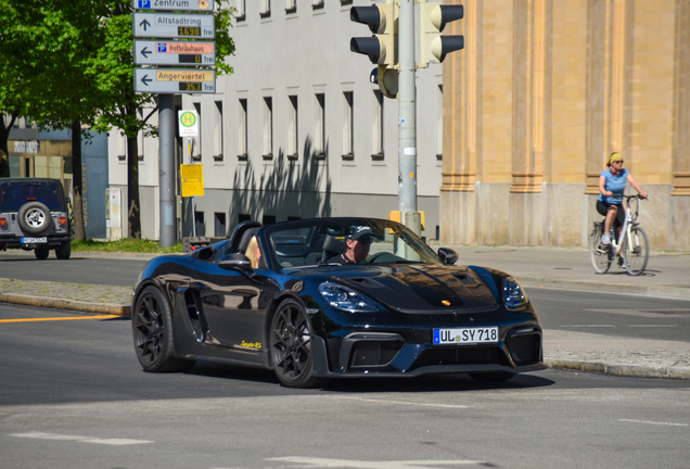 Porsche 718 Spyder RS Weissach Package