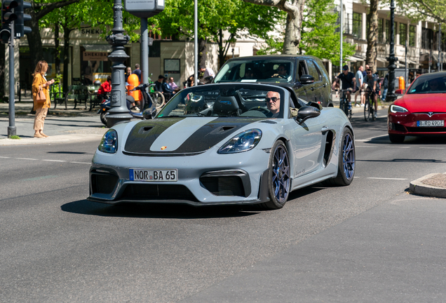 Porsche 718 Spyder RS Weissach Package