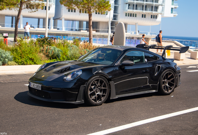 Porsche 992 GT3 RS MkI Weissach Package