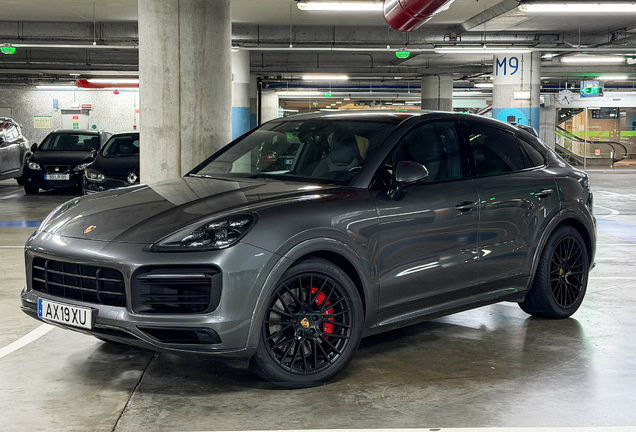 Porsche Cayenne Coupé GTS MkI