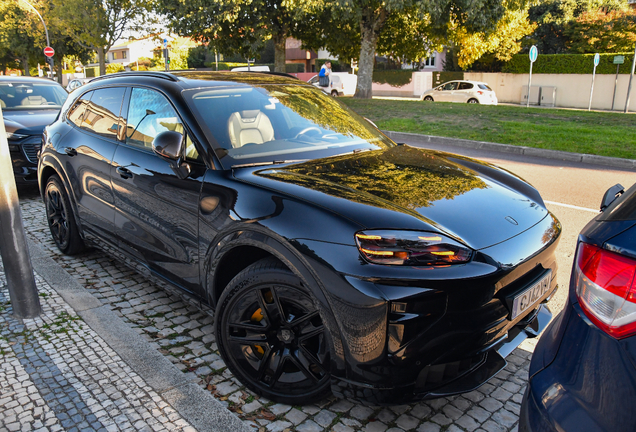 Porsche Cayenne Turbo Electric