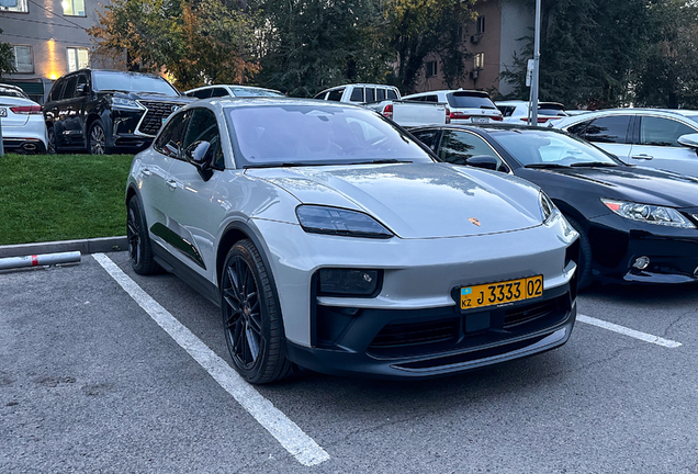 Porsche Macan EV GTS