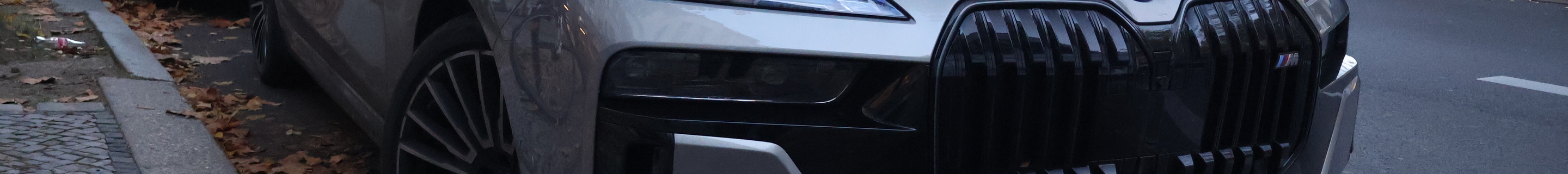 BMW M760e xDrive