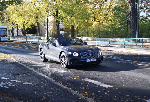 Bentley Continental GTC V8 2020