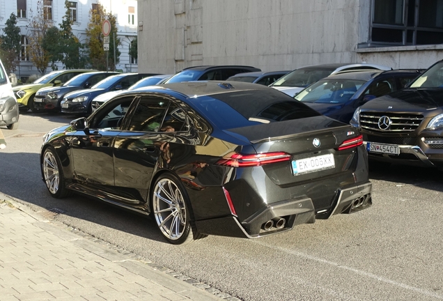 BMW M5 G90