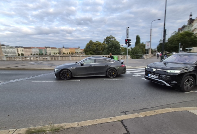 Mercedes-AMG GT 63 S X290