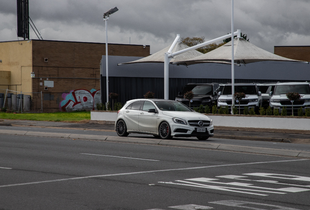 Mercedes-Benz A 45 AMG