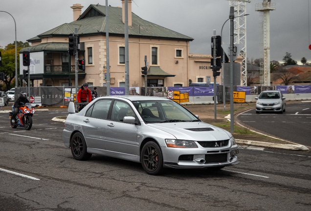 Mitsubishi Lancer Evolution IX