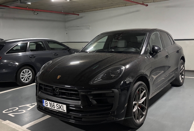 Porsche 95B Macan GTS MkIII