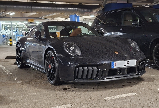 Porsche 992 Carrera 4 GTS MkII