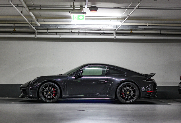 Porsche 992 Carrera 4S MkI