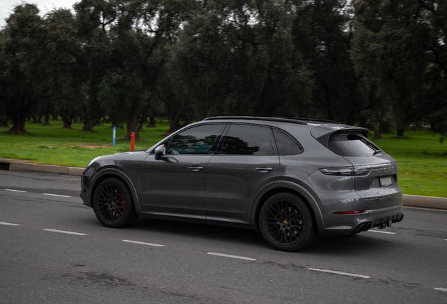 Porsche 9YA Cayenne GTS MkI