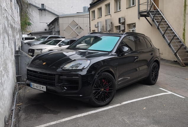 Porsche 9YA Cayenne Turbo E-Hybrid