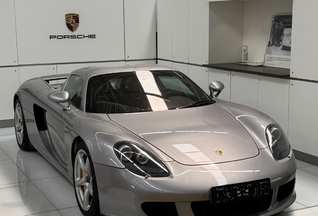 Porsche Carrera GT