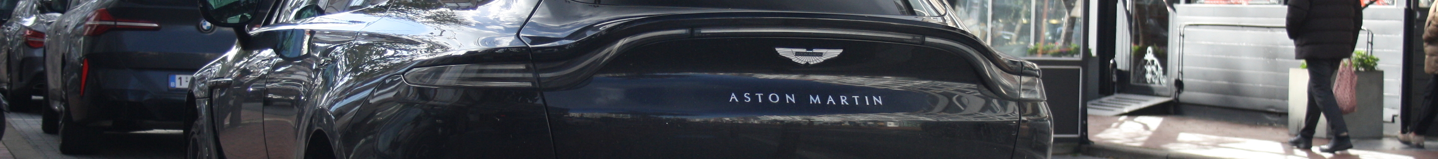 Aston Martin DBX