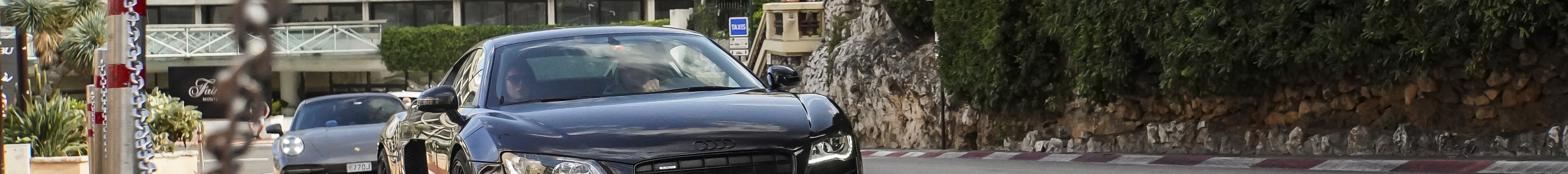 Audi R8 V10