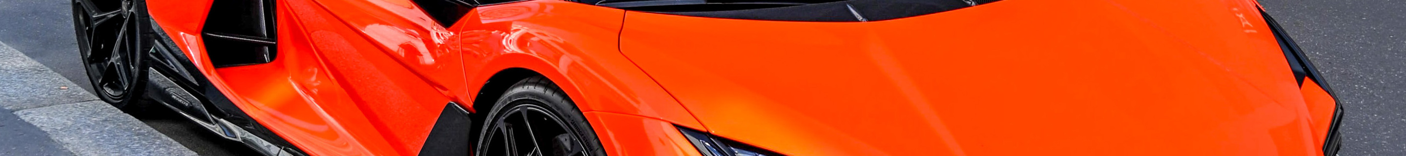 Lamborghini Revuelto