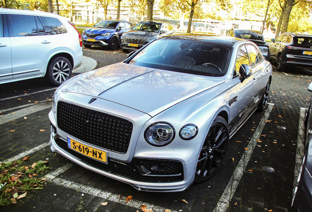 Bentley Flying Spur Hybrid S