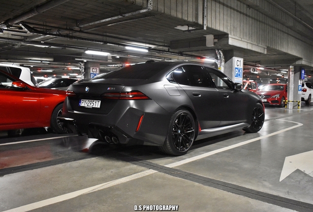 BMW M5 G90