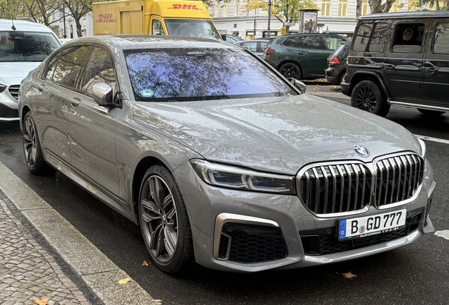 BMW M760Li xDrive 2019