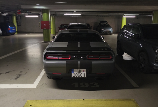 Dodge Challenger SRT Hellcat