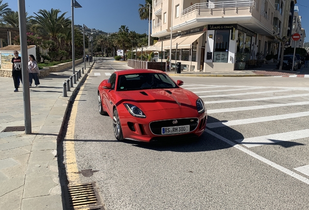 Jaguar F-TYPE S Coupé