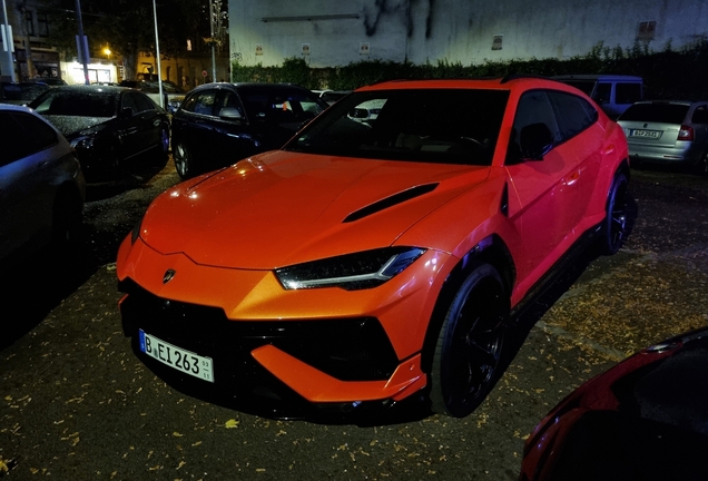 Lamborghini Urus S