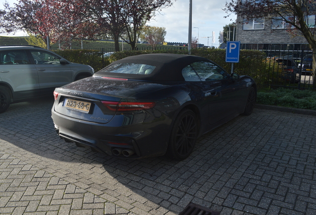 Maserati GranCabrio Trofeo