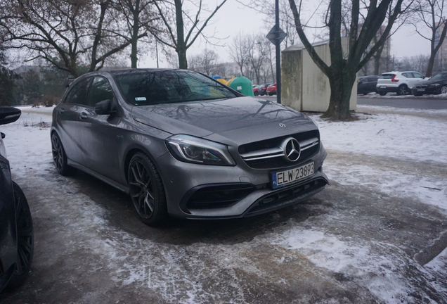 Mercedes-AMG A 45 W176 2015