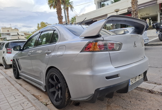 Mitsubishi Lancer Evolution X