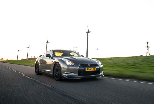 Nissan GT-R R35 2007