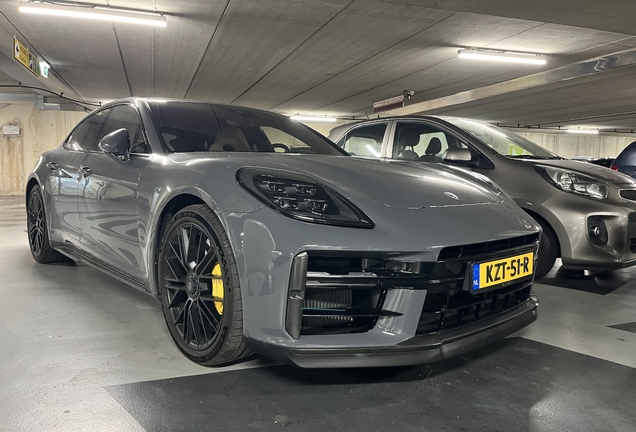 Porsche 972 Panamera Turbo S E-Hybrid