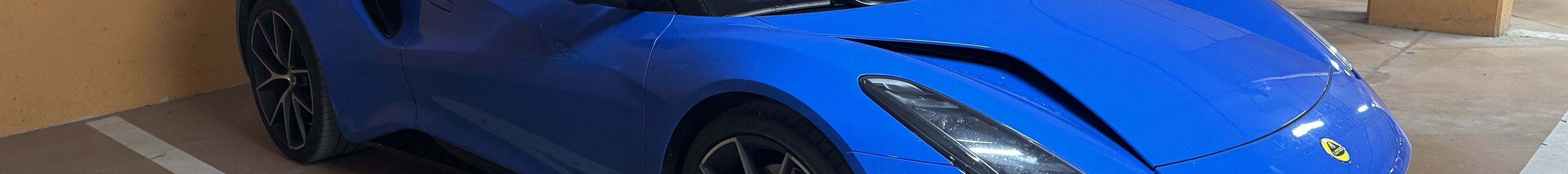 Lotus Emira