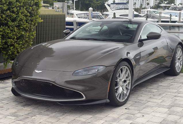 Aston Martin V8 Vantage 2018