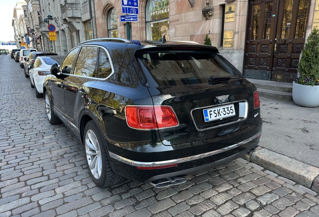 Bentley Bentayga Hybrid