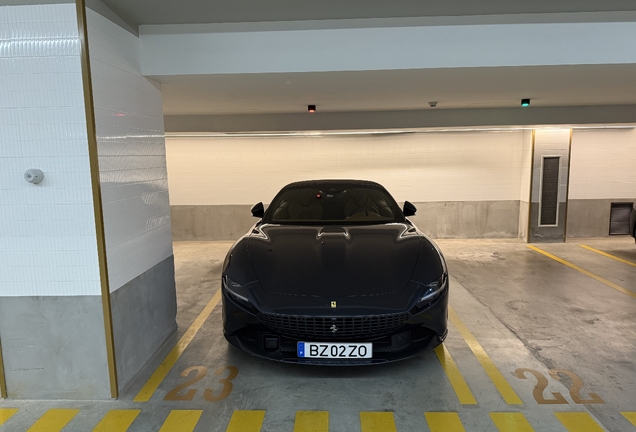 Ferrari Roma Spider