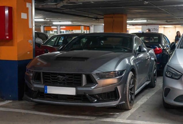 Ford Mustang Dark Horse 2024