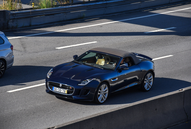 Jaguar F-TYPE S Convertible