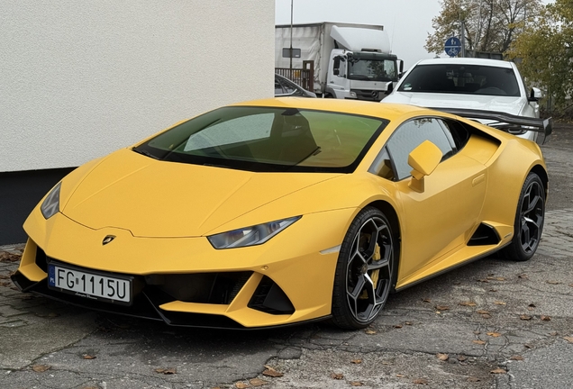 Lamborghini Huracán LP640-4 EVO