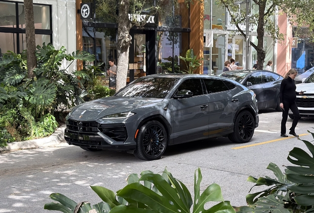 Lamborghini Urus SE